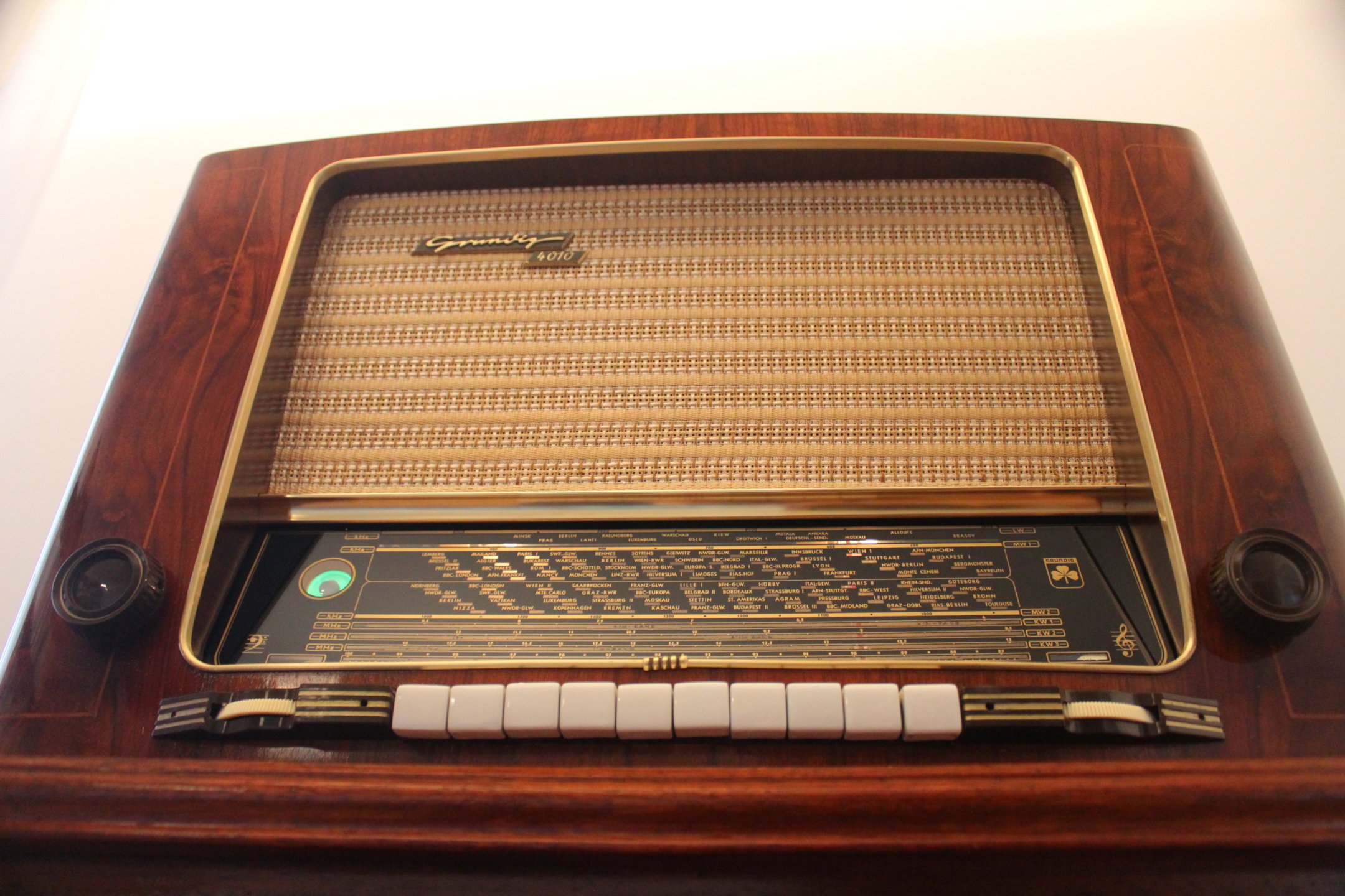 Grundig 4010W 14