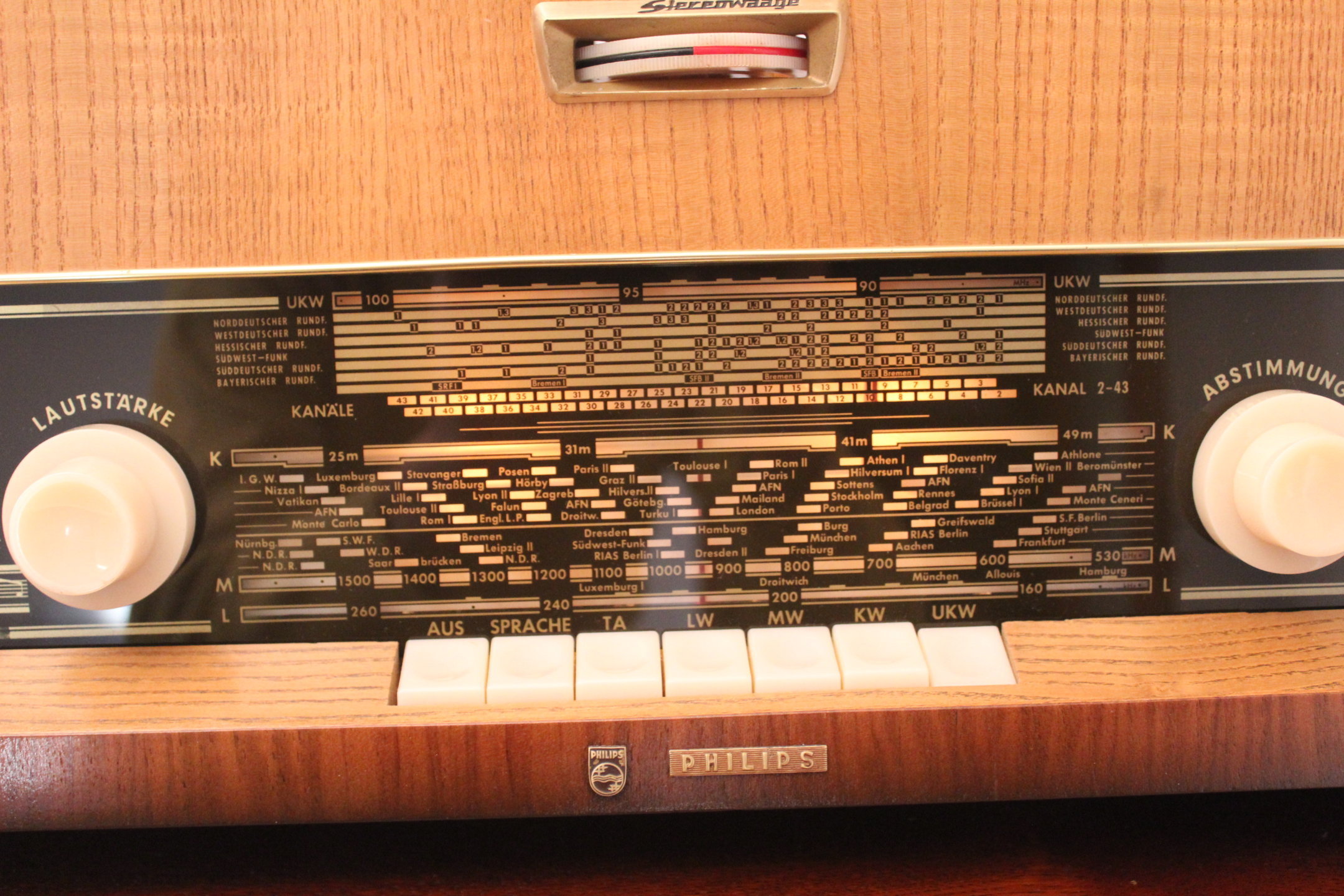 Philips Saturn Stereo 511 05